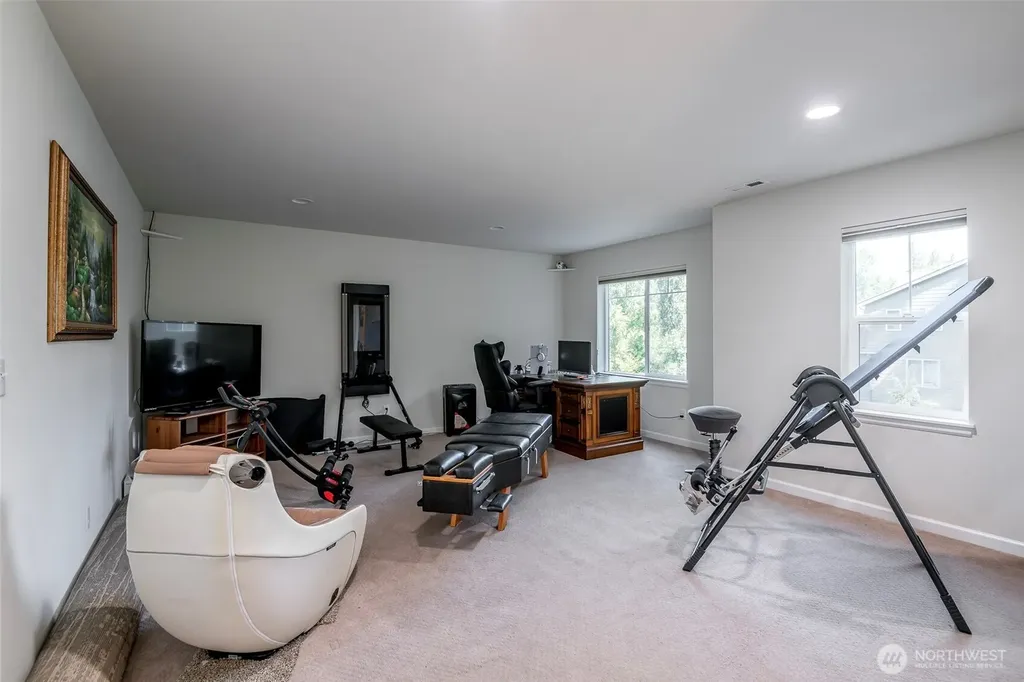 18930 179th Place SE Renton WA 98058