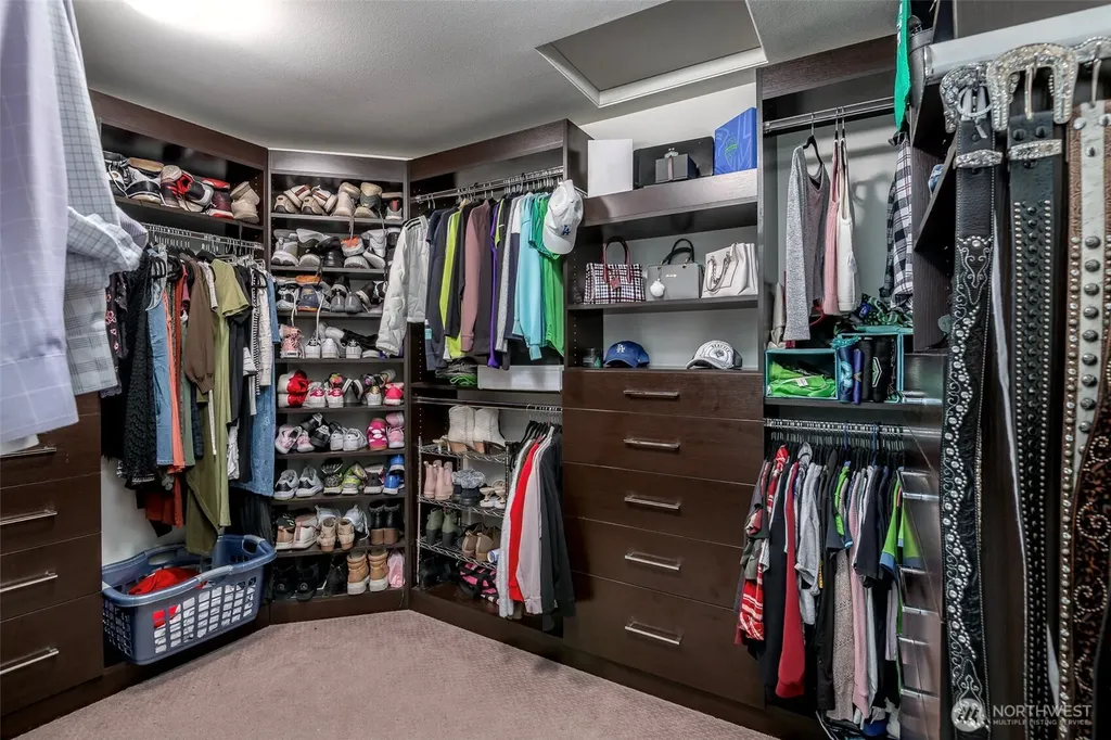 18930 179th Place SE Renton WA 98058