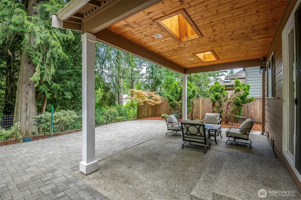 18930 179th Place SE Renton WA 98058
