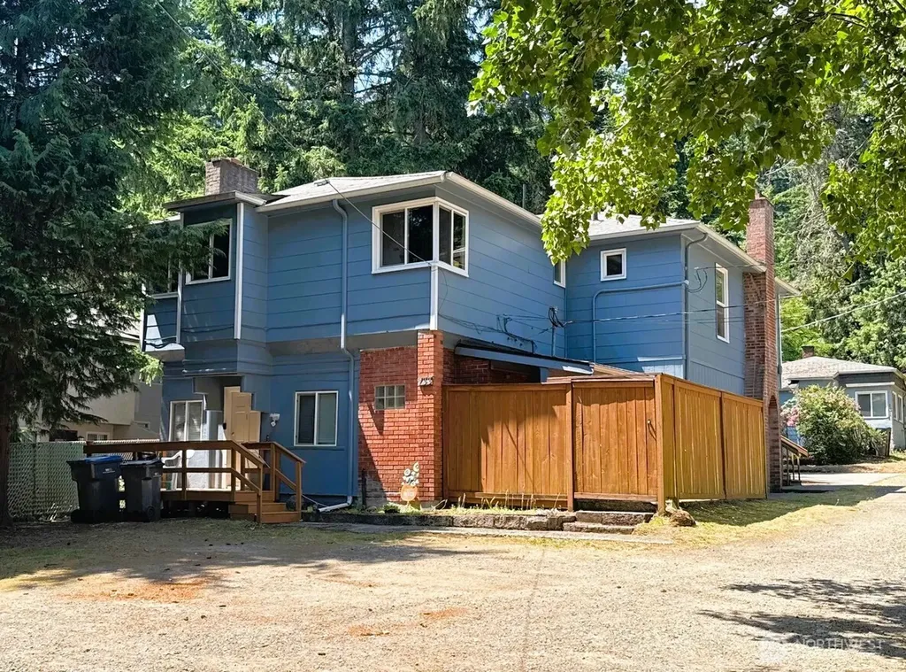 133 N Marion Street Bremerton WA 98312