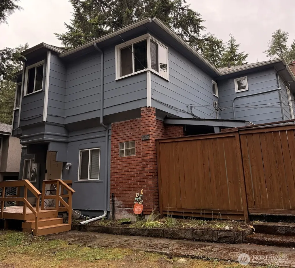 133 N Marion Street Bremerton WA 98312