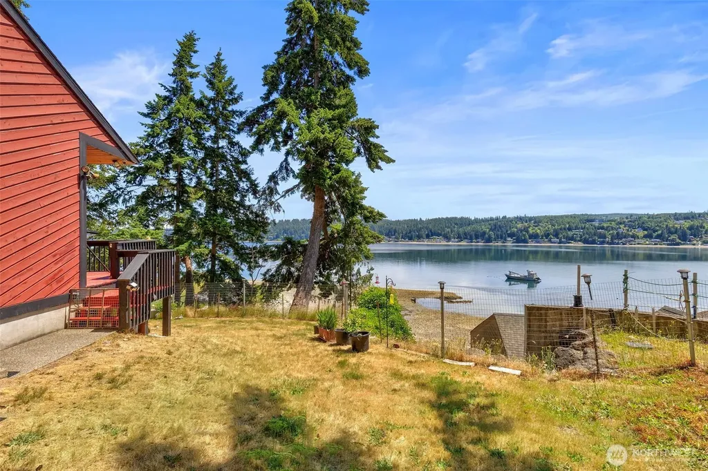 9942 Misery Point Road NW Seabeck WA 98380