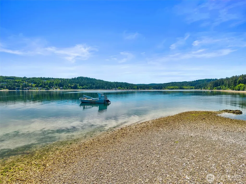 9942 Misery Point Road NW Seabeck WA 98380