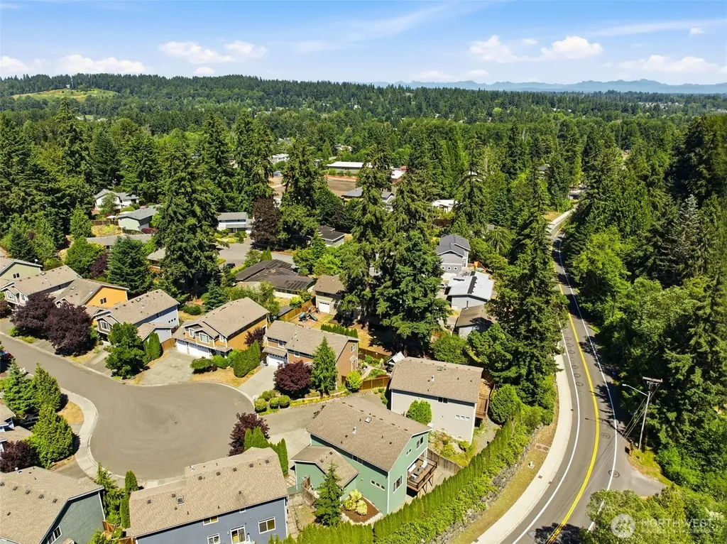 20293 62nd Way NE Kenmore WA 98028