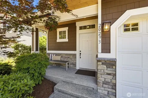 20293 62nd Way NE Kenmore WA 98028
