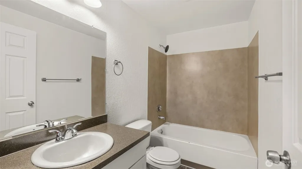 31510 106th Place SE Auburn WA 98092