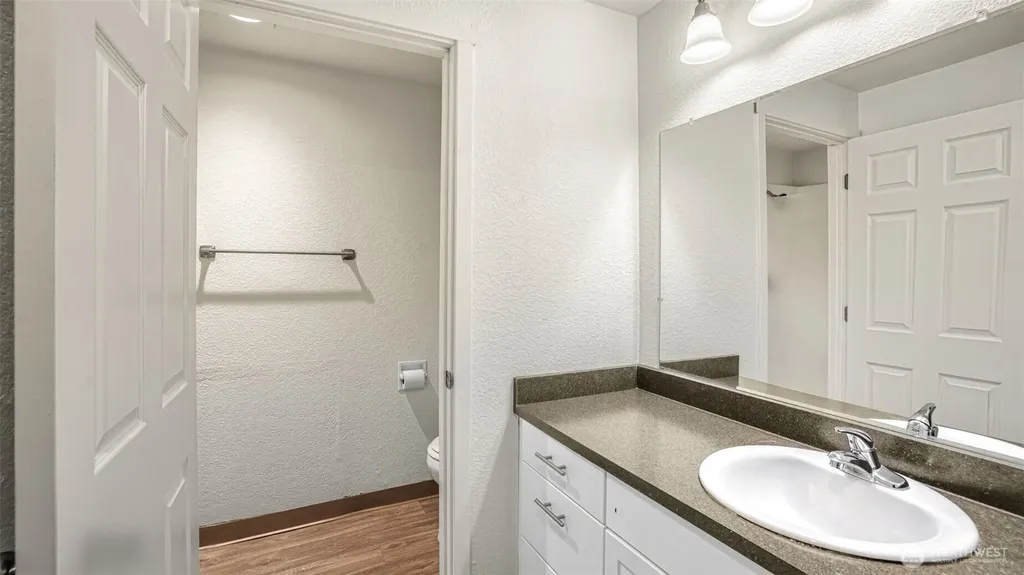 31510 106th Place SE Auburn WA 98092