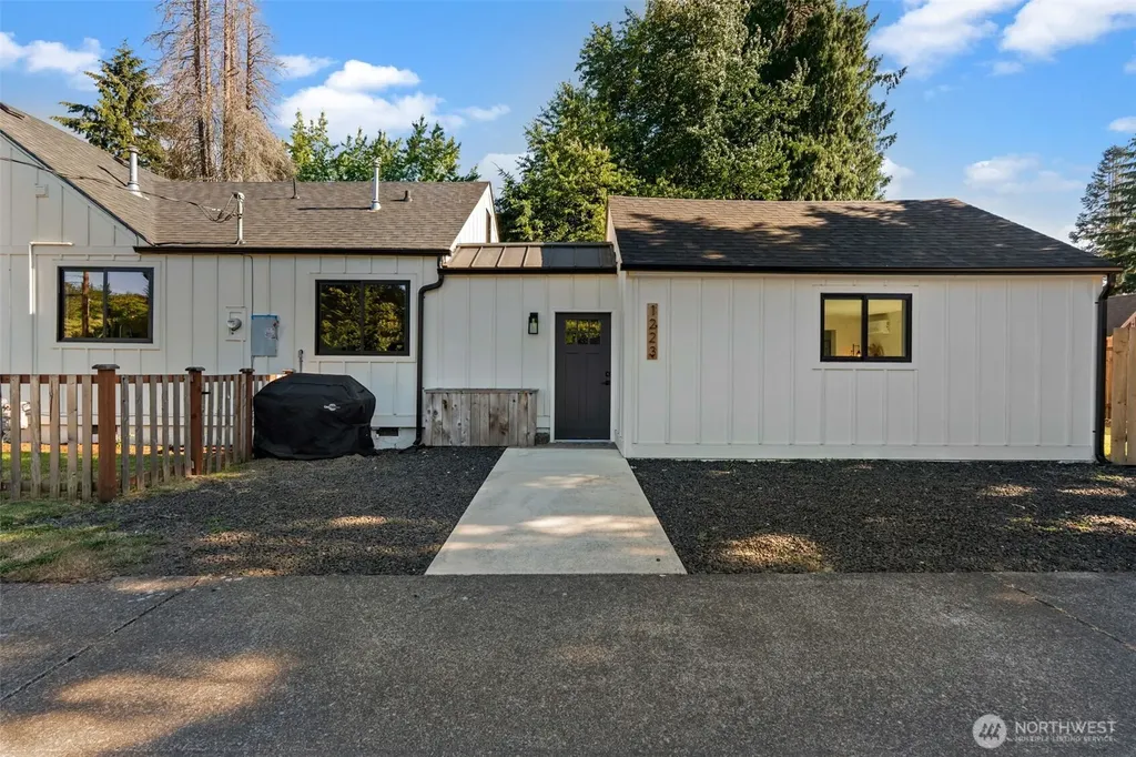 1223 Marion Street NE Olympia WA 98506