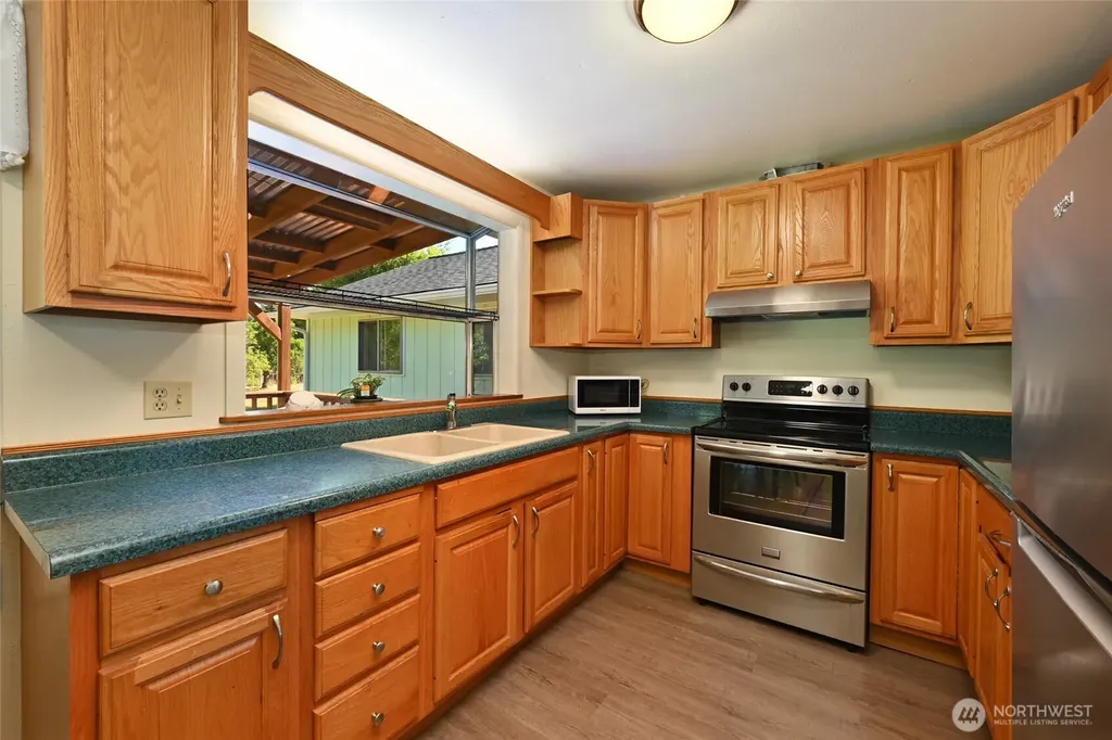 8709 116th Street SW Lakewood WA 98498