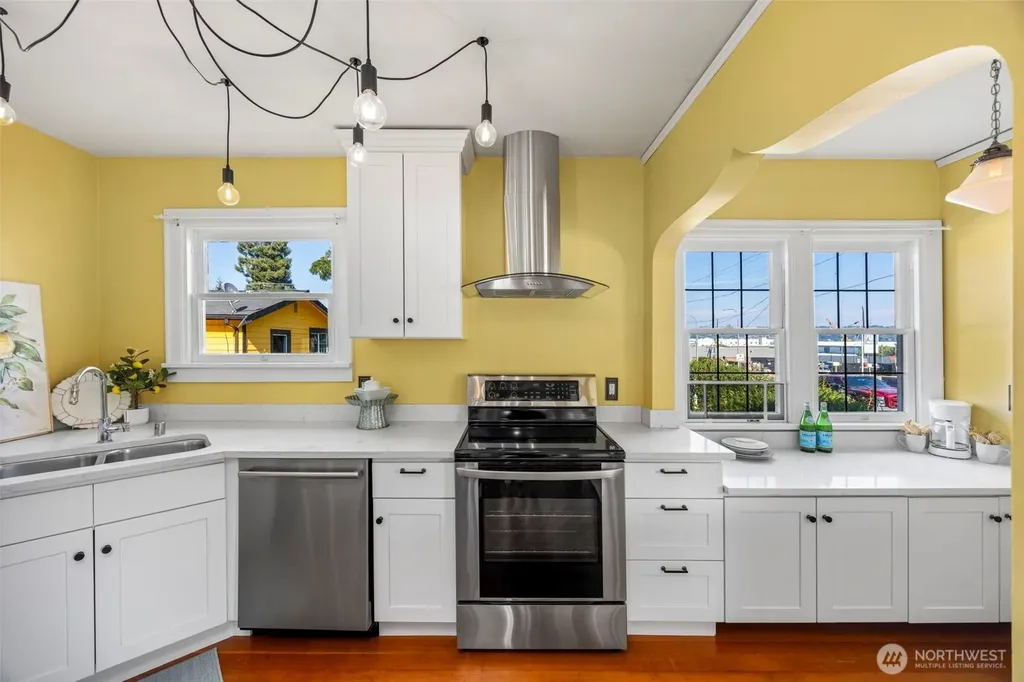 1216 Burwell Street Bremerton WA 98337