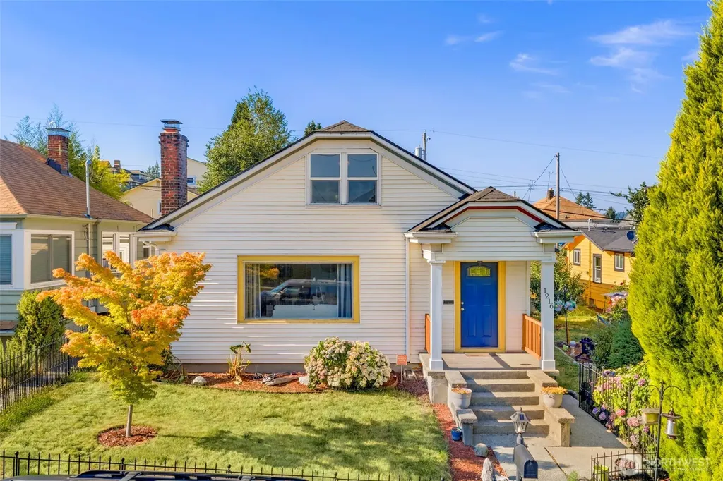 1216 Burwell Street Bremerton WA 98337