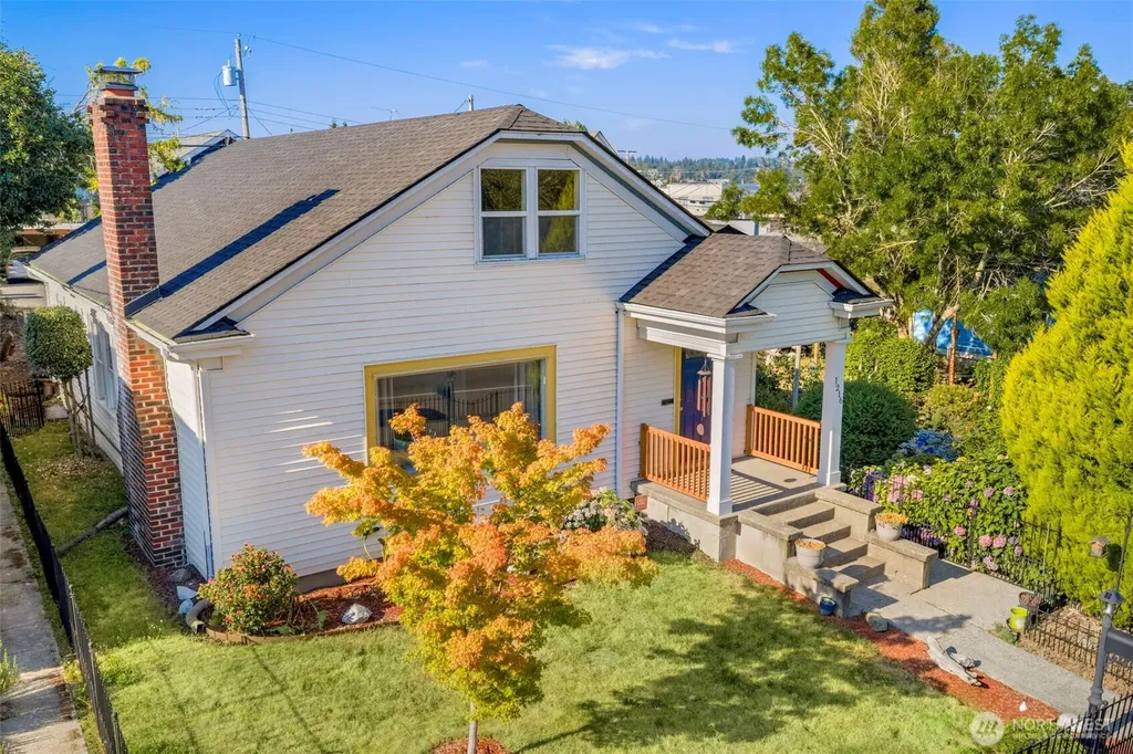 1216 Burwell Street Bremerton WA 98337