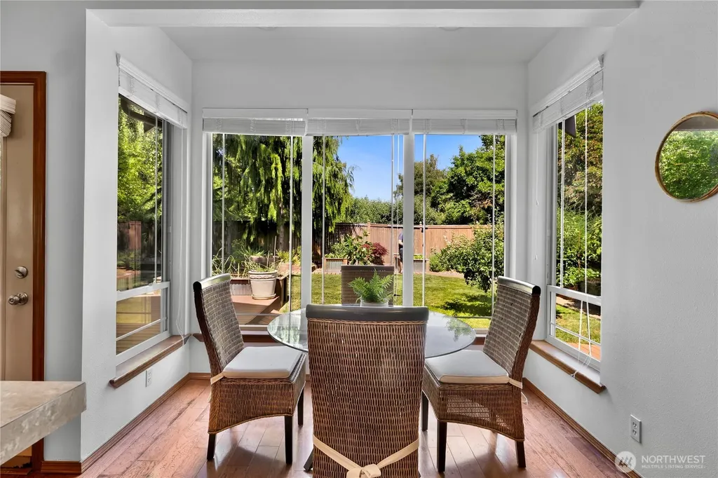 3217 Locust Avenue Bellingham WA 98225