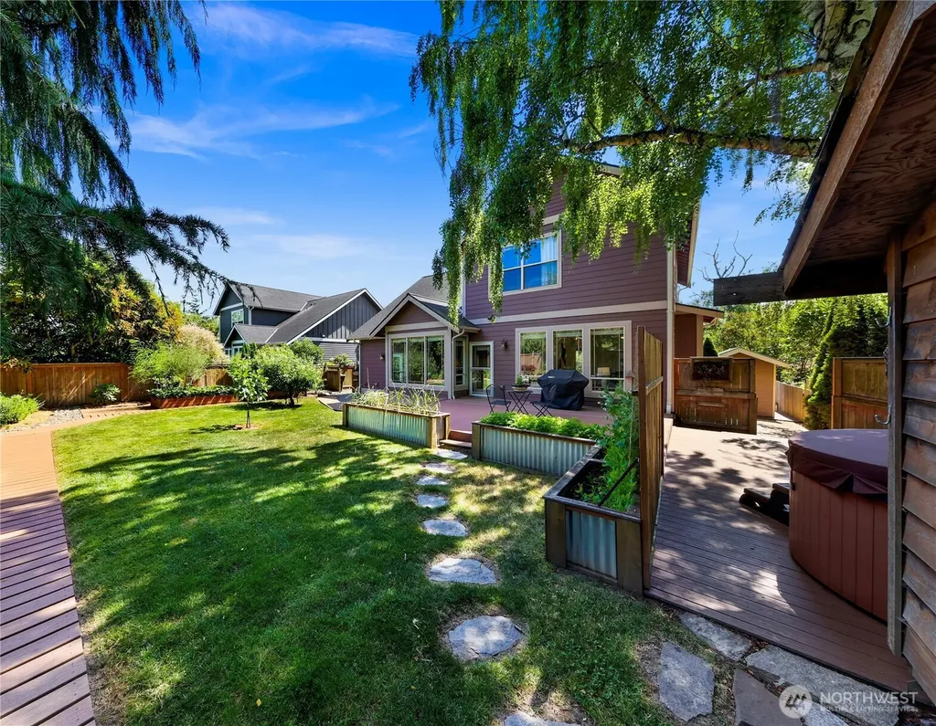 3217 Locust Avenue Bellingham WA 98225