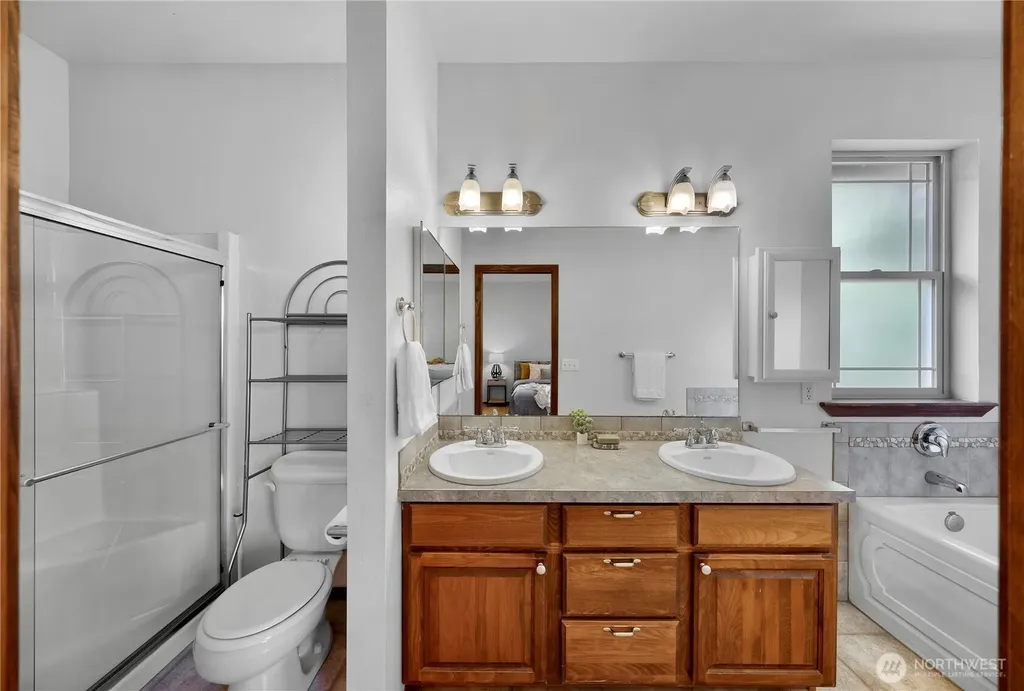 3217 Locust Avenue Bellingham WA 98225