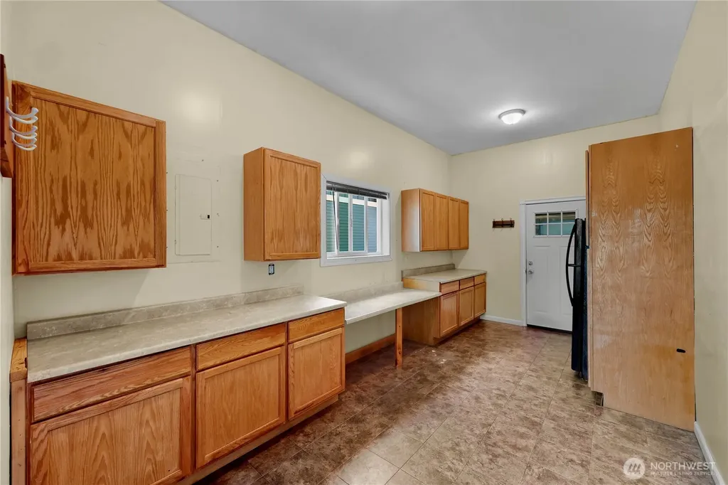 3217 Locust Avenue Bellingham WA 98225