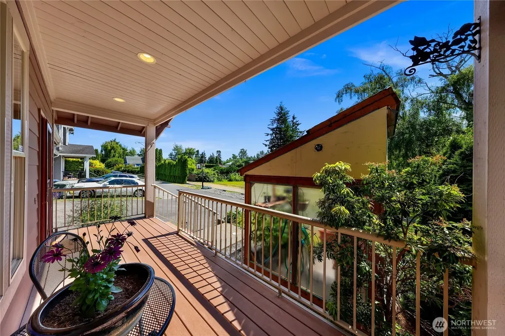 3217 Locust Avenue Bellingham WA 98225