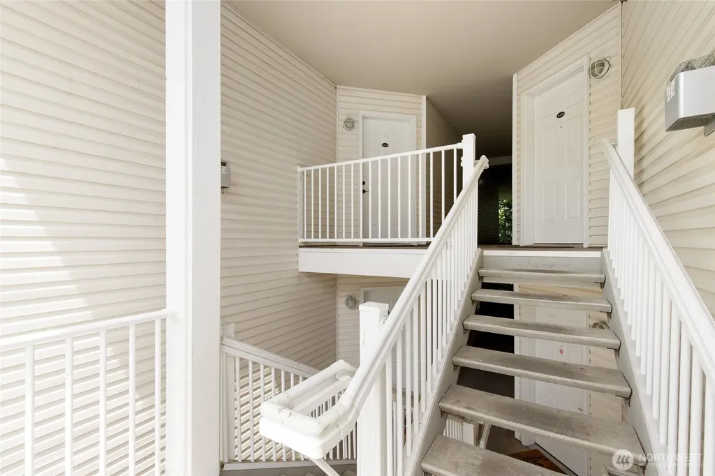 14714 Admiralty Way Lynnwood WA 98087