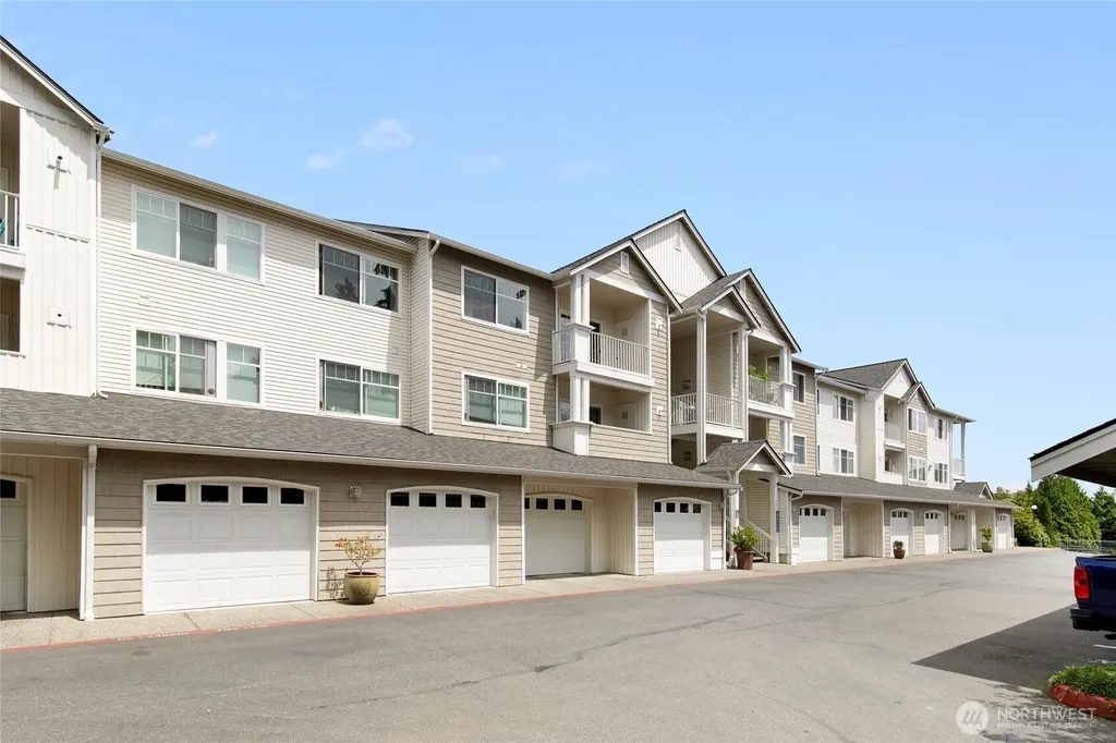14714 Admiralty Way Lynnwood WA 98087
