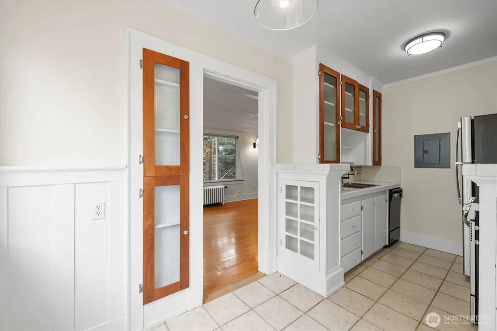 1640 18th Avenue Seattle WA 98122