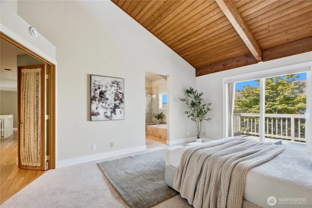 6225 106th Avenue NE Kirkland WA 98033