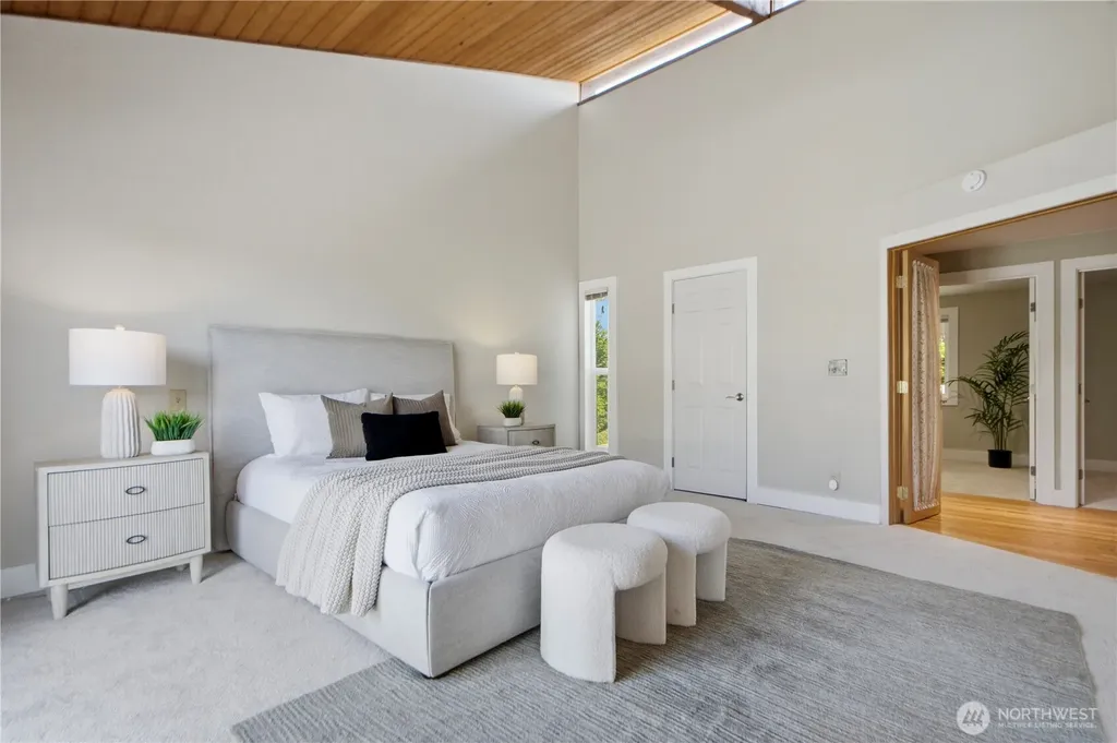 6225 106th Avenue NE Kirkland WA 98033