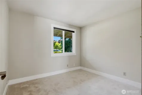 6225 106th Avenue NE Kirkland WA 98033