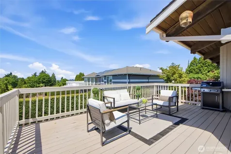 6225 106th Avenue NE Kirkland WA 98033