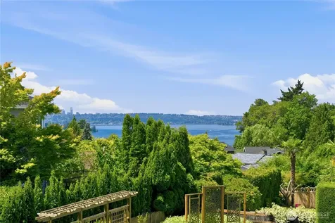 6225 106th Avenue NE Kirkland WA 98033
