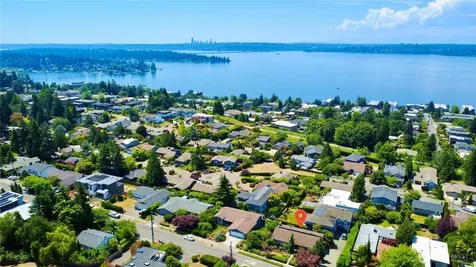 6225 106th Avenue NE Kirkland WA 98033