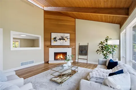 6225 106th Avenue NE Kirkland WA 98033