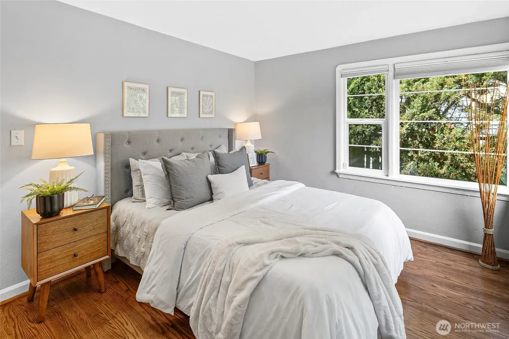 8353 20th Avenue NW Seattle WA 98117