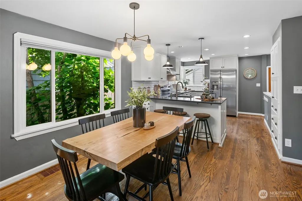 8353 20th Avenue NW Seattle WA 98117