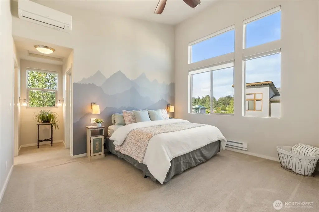 347 Chelan Avenue NE Renton WA 98059