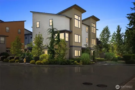 347 Chelan Avenue NE Renton WA 98059