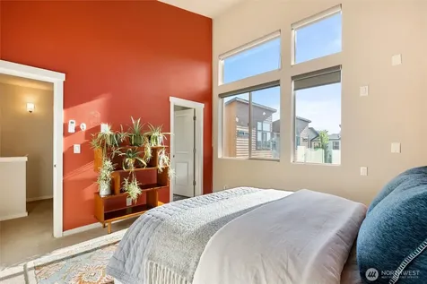 347 Chelan Avenue NE Renton WA 98059