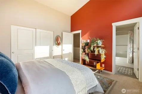 347 Chelan Avenue NE Renton WA 98059