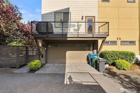 347 Chelan Avenue NE Renton WA 98059