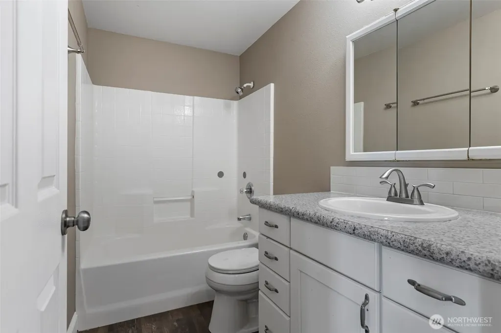 9917 140th Street Ct E Puyallup WA 98373
