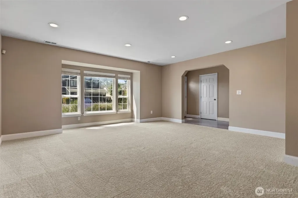 9917 140th Street Ct E Puyallup WA 98373