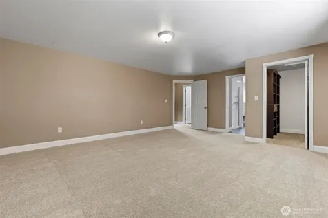 9917 140th Street Ct E Puyallup WA 98373