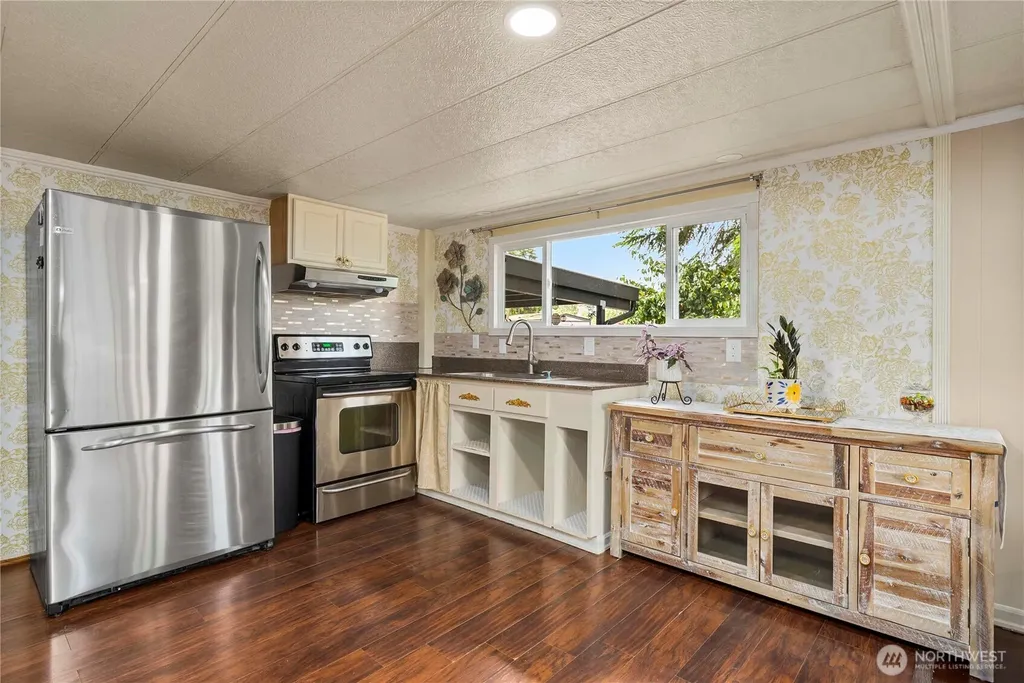 1921 208th Street E Spanaway WA 98387