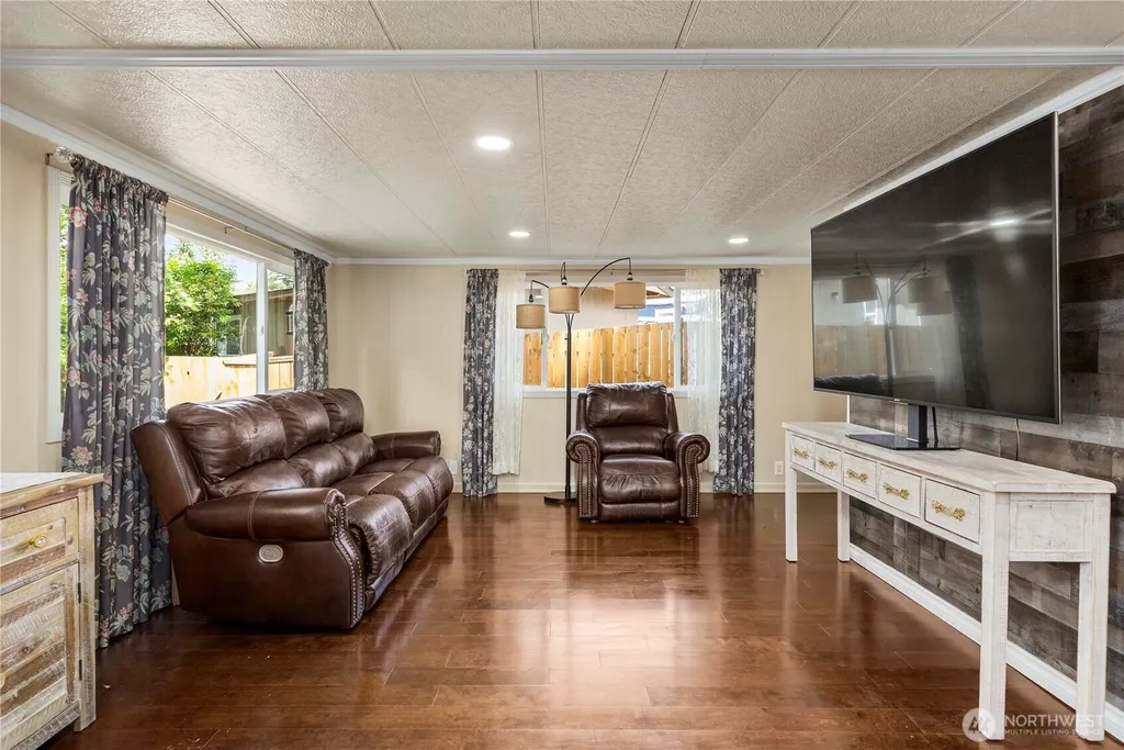 1921 208th Street E Spanaway WA 98387