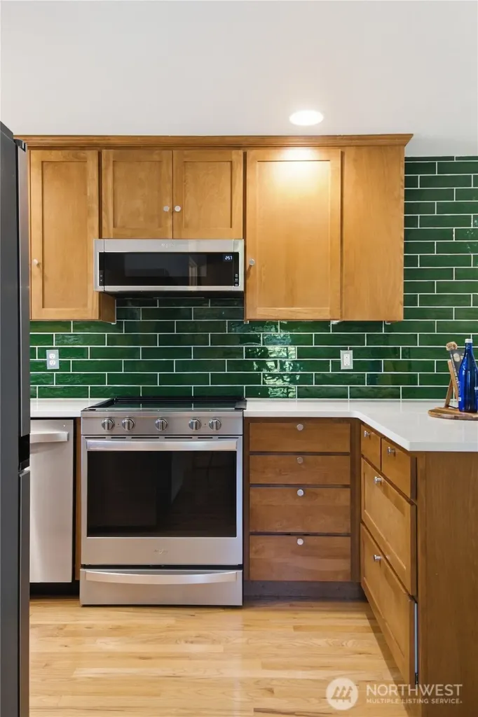 227 24th Avenue E Seattle WA 98112