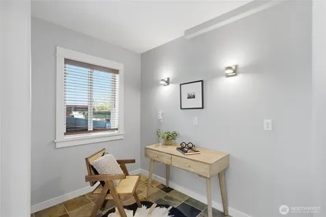 227 24th Avenue E Seattle WA 98112