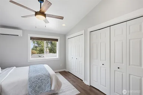 227 24th Avenue E Seattle WA 98112