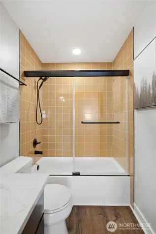 227 24th Avenue E Seattle WA 98112