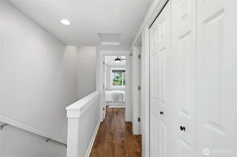 227 24th Avenue E Seattle WA 98112