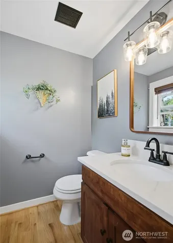 227 24th Avenue E Seattle WA 98112