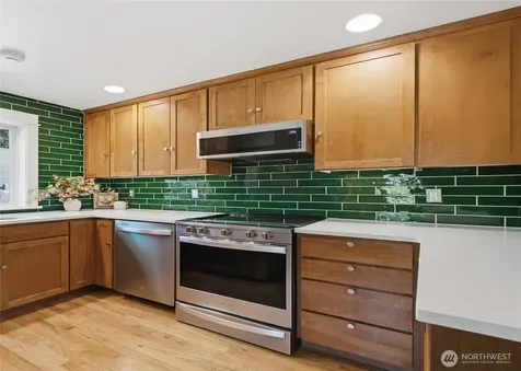 227 24th Avenue E Seattle WA 98112